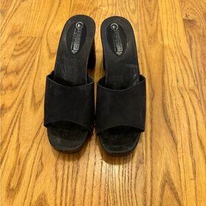 The Leather Connection Black Heeled Sandal, Sz 8.5